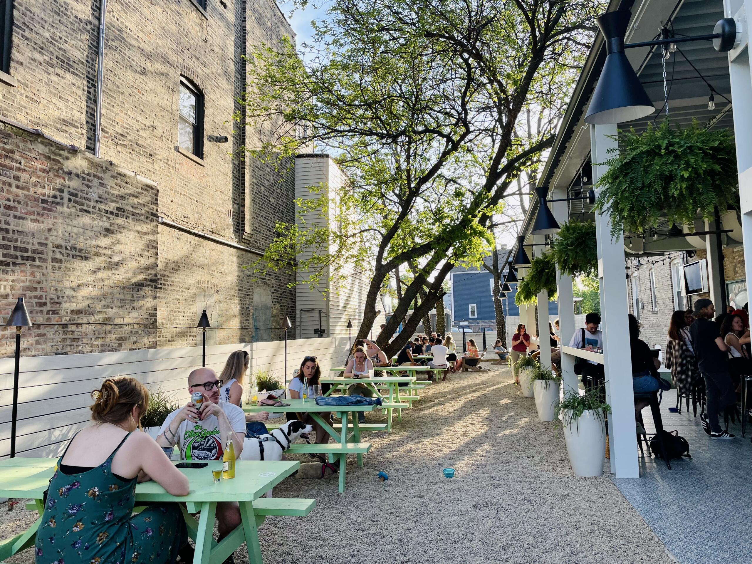 Outdoor Dining in Chicago, Top Patios and Rooftops